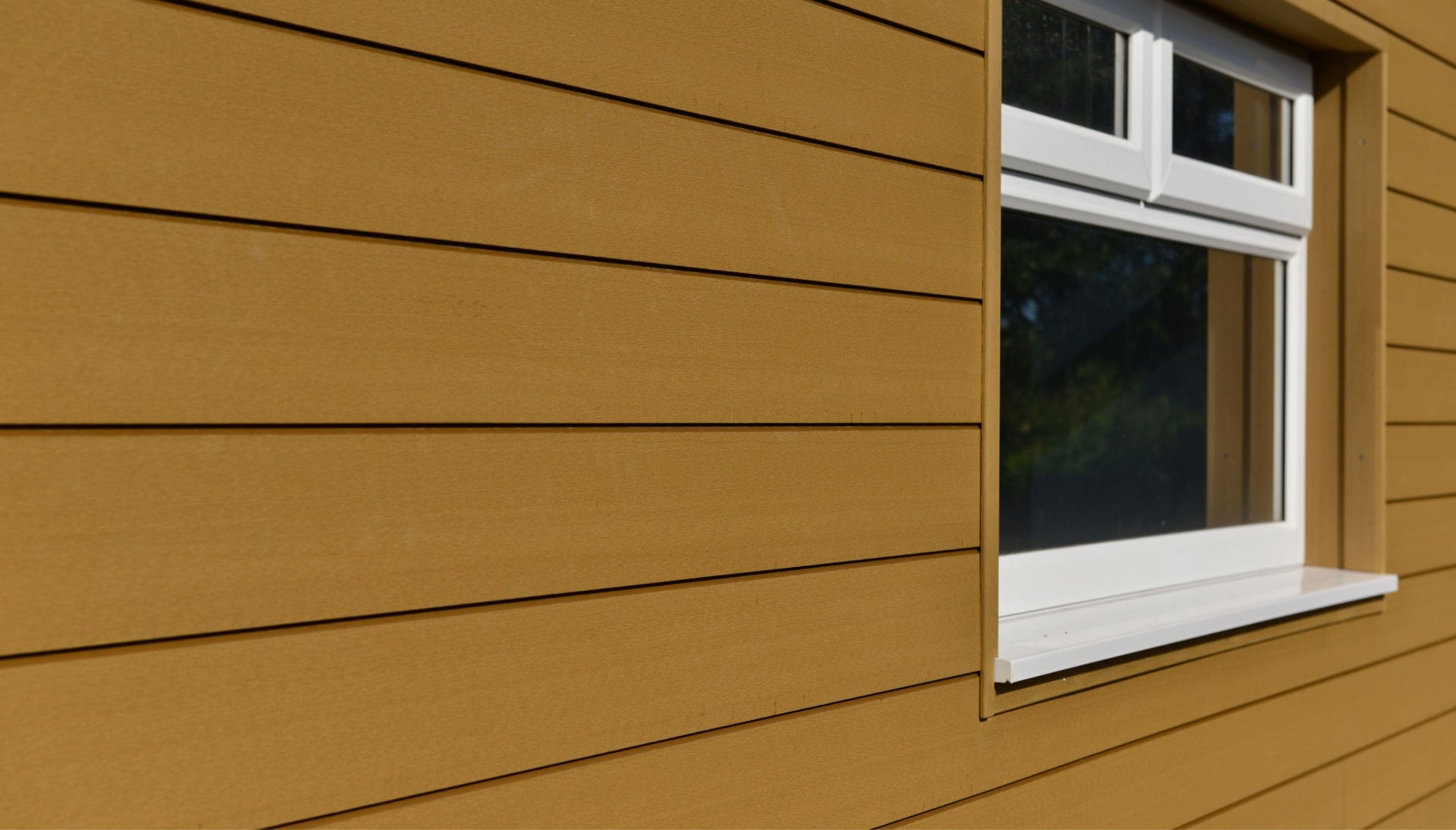 A residential property in Columbus, Ohio has new advanced composite siding